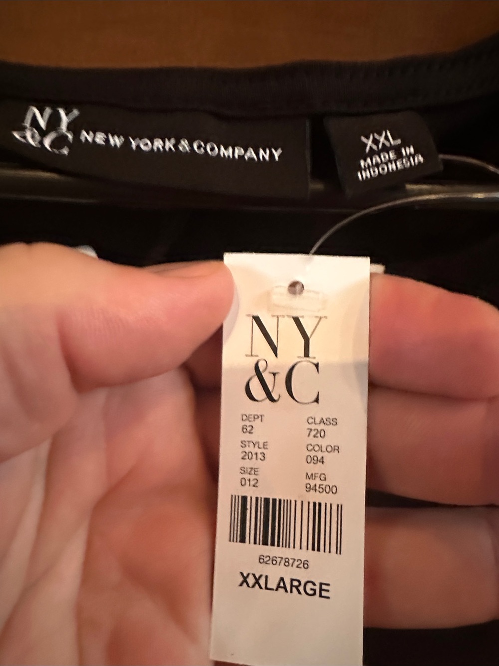 New York & Company Black Top with Size Tag - Picture 2 of 4